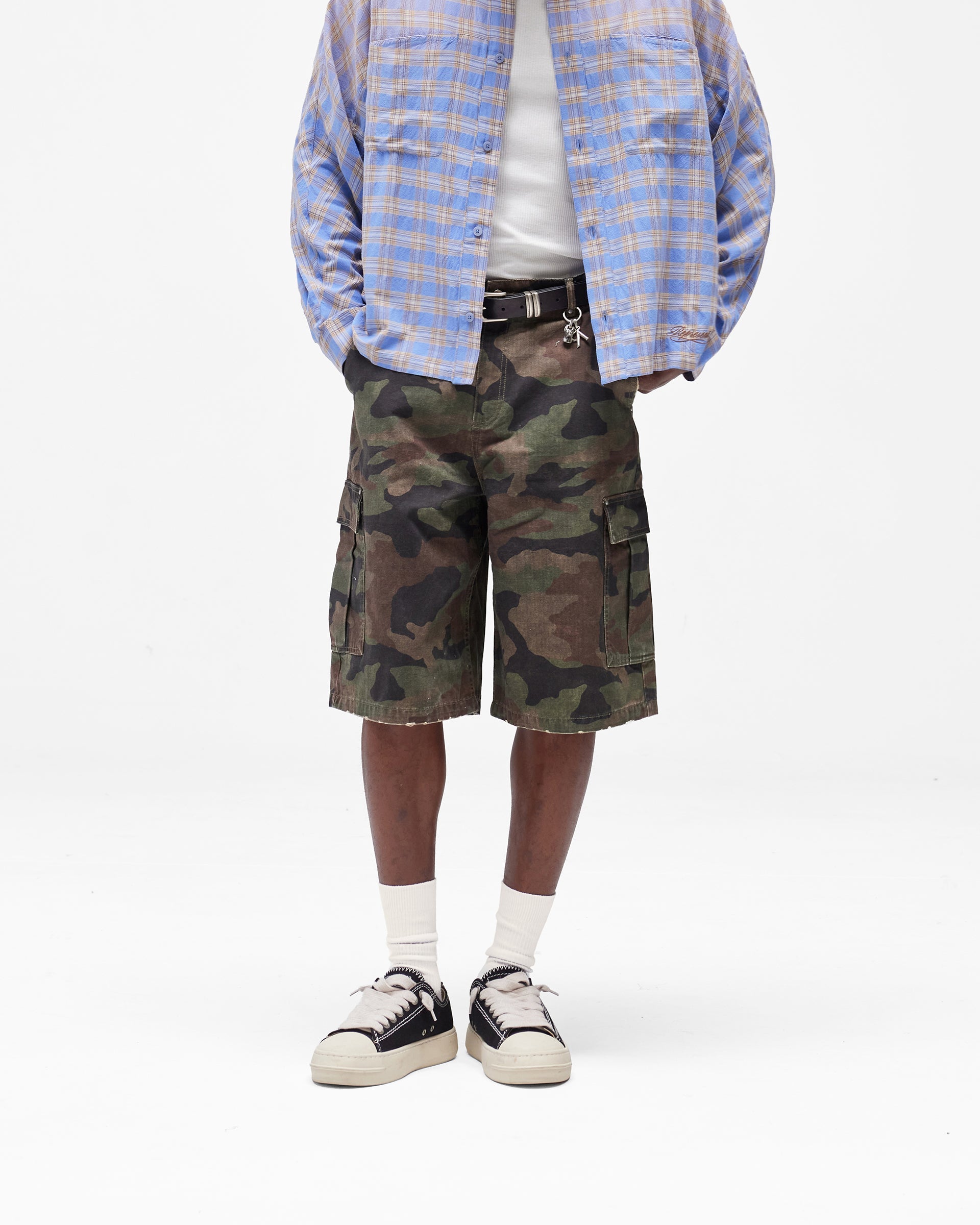 Camo_Cargo_Short_-_Camo_02.jpg