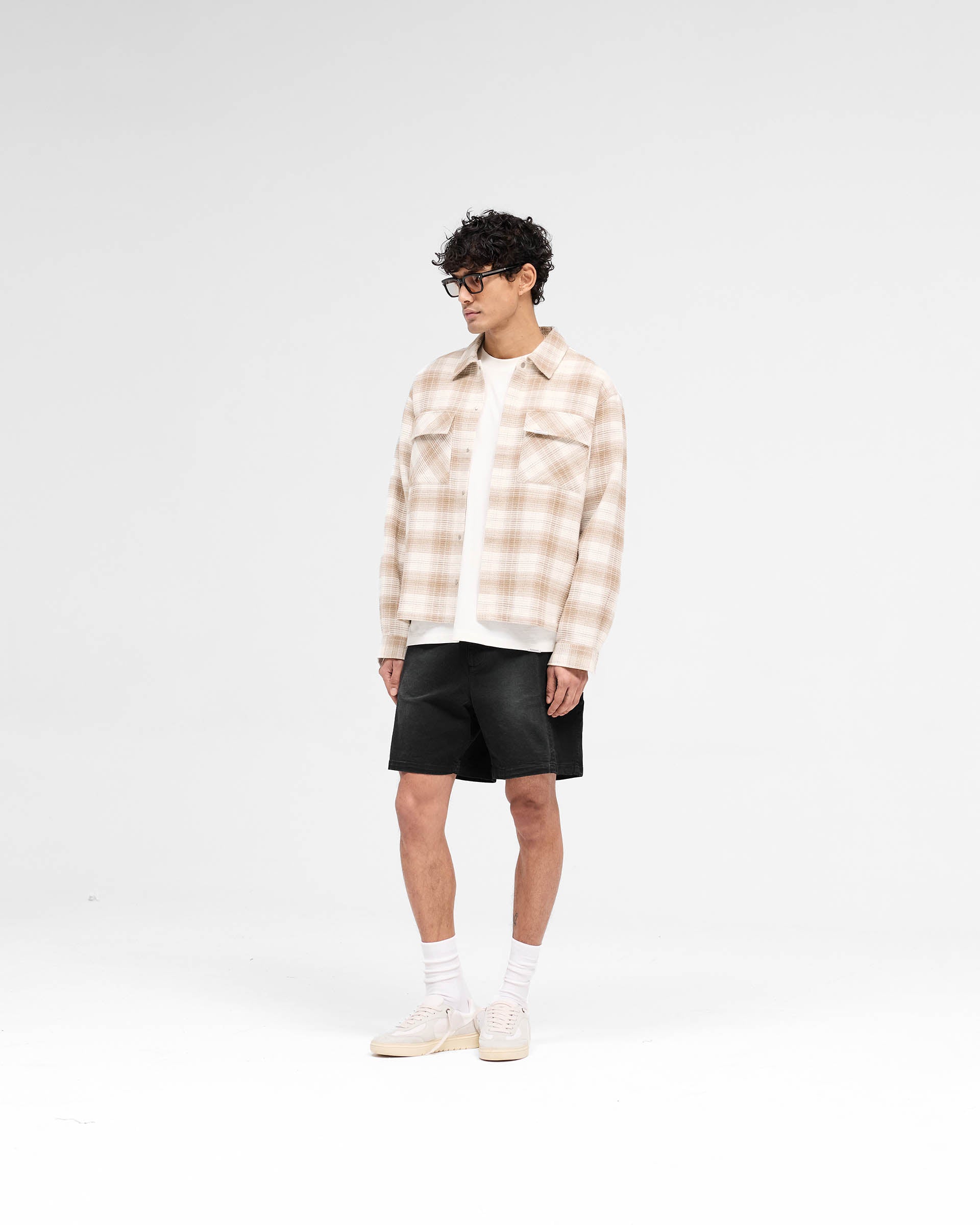 Season Cargo Short - Jet Black