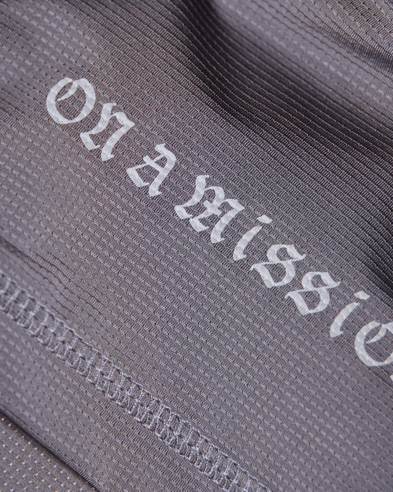 247M100174-44_MATERIAL_MOISTURE_WICKING.jpg