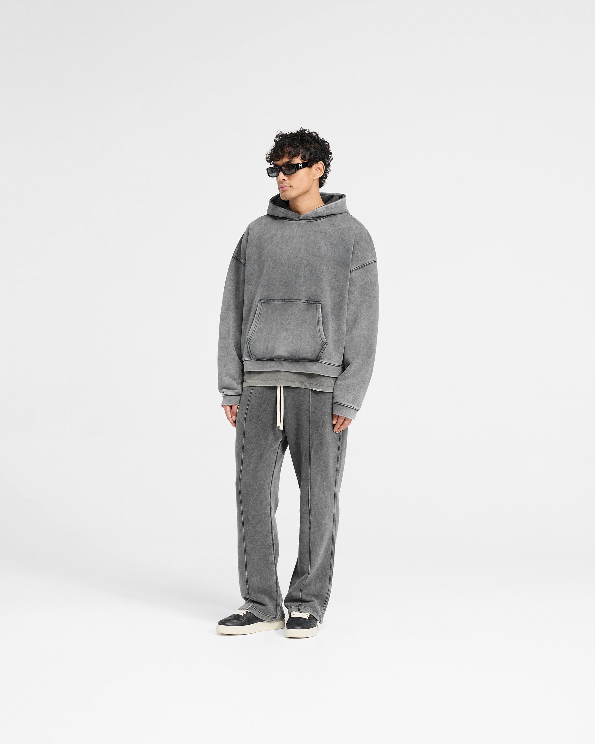 Initial Boxy Hoodie - Gris Vintage