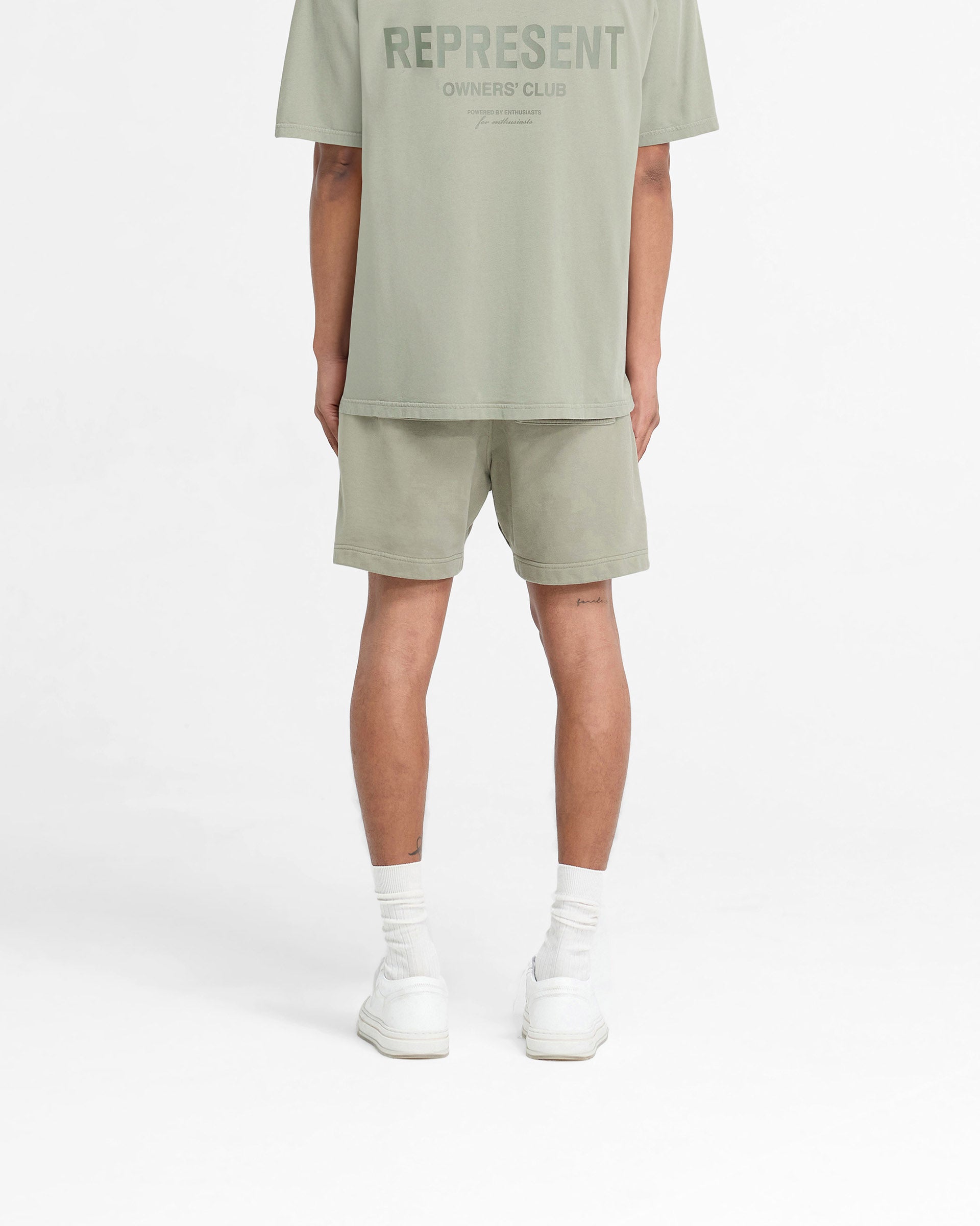 Represent Owners Club Shorts - Verde Pastel