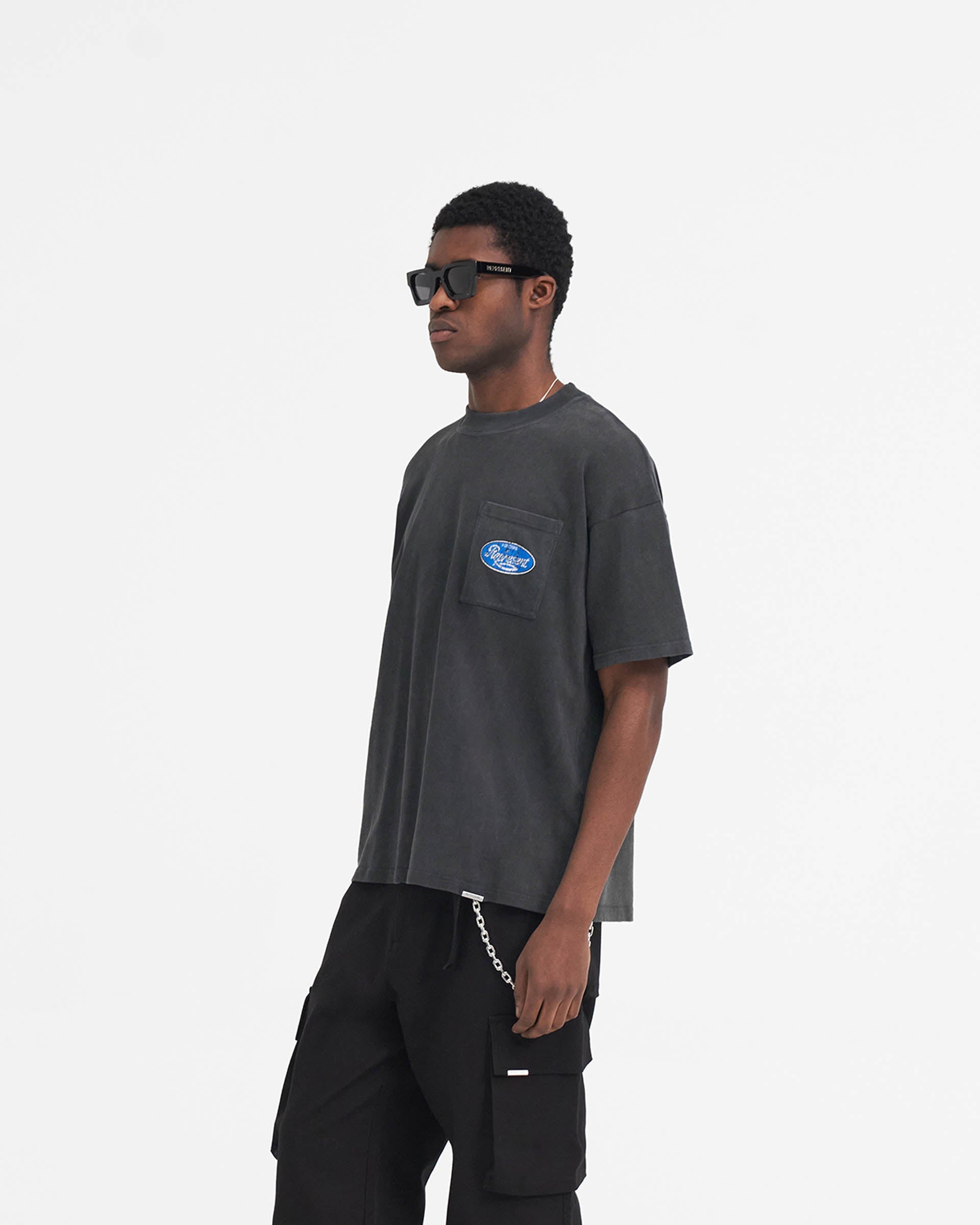 Classic Parts T-Shirt - Negro Envejecido