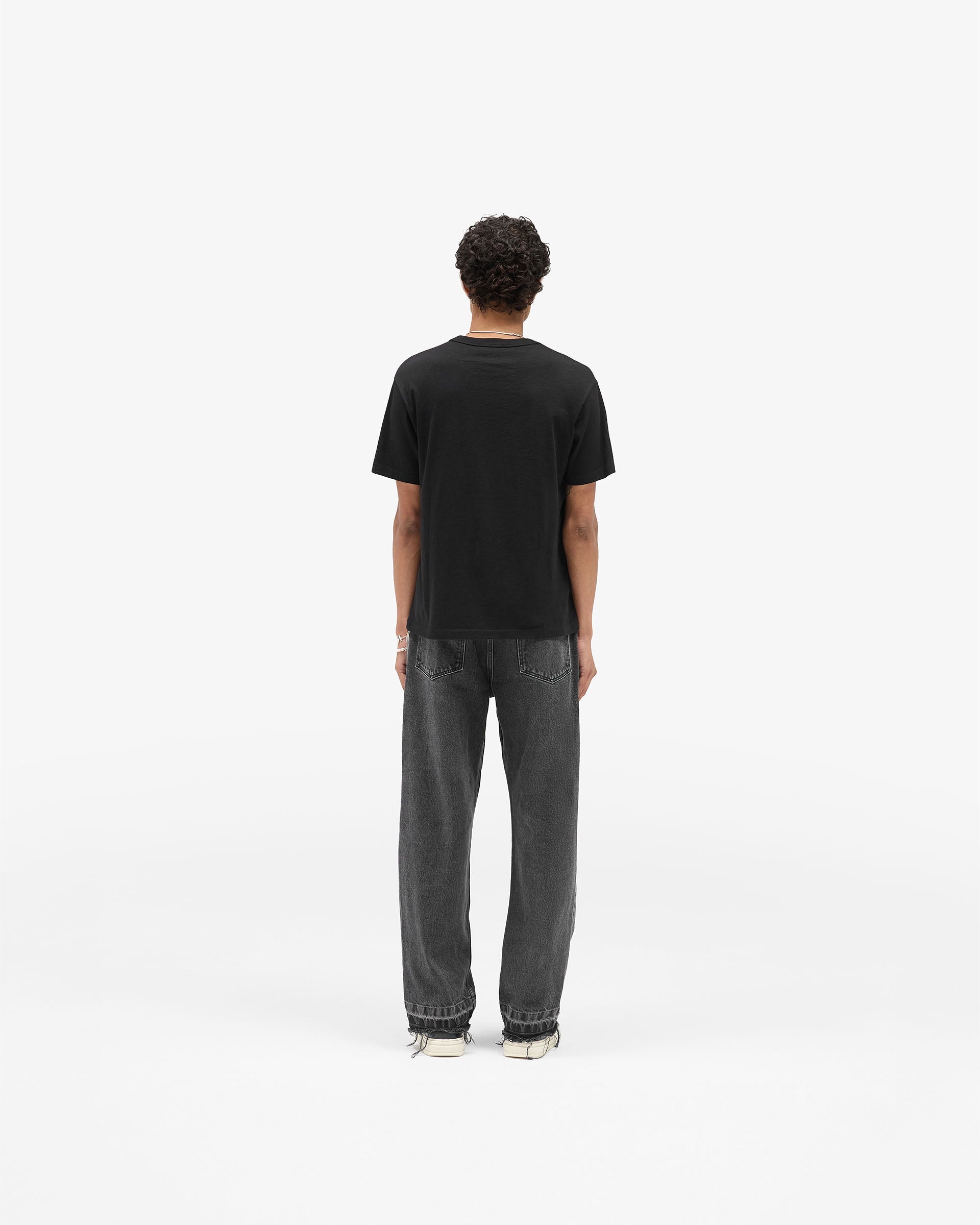 GH T-Shirt - Negro Azabache