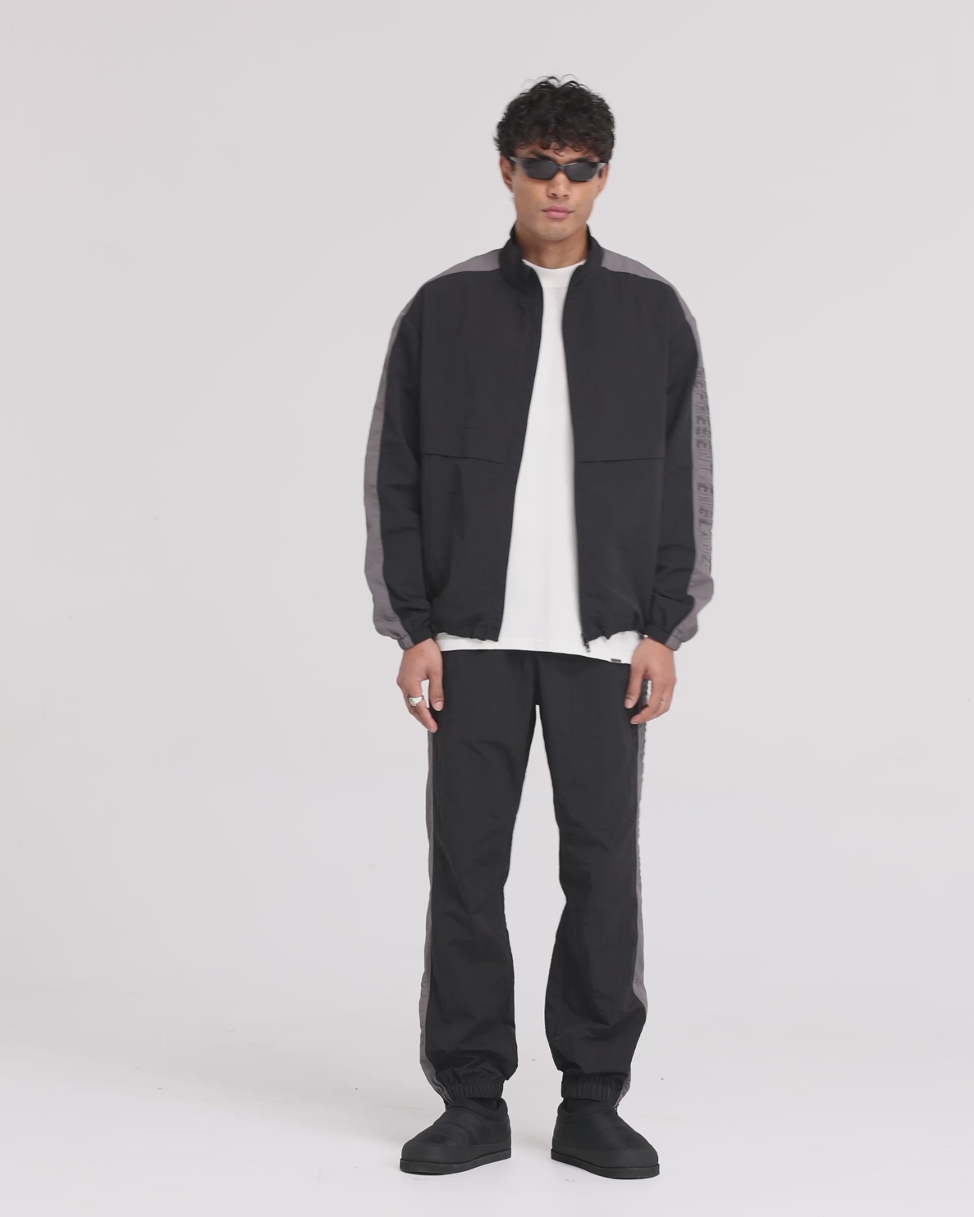 ジャケット・アウター plllllleeeasse nylon track jacket plllllleeeasse nylon track jacket L - メルカリ